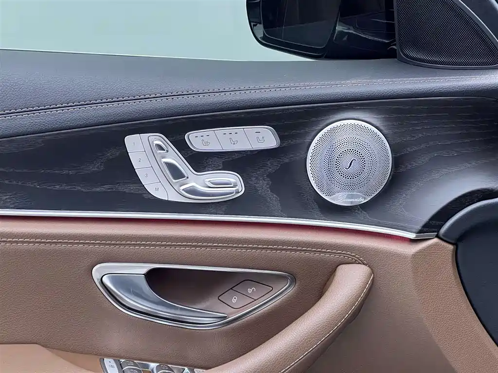 Mercedes-Benz Mercedes-Benz E-Class 2021 E 300 L Sport Prestige 2020 - thumbnail 28