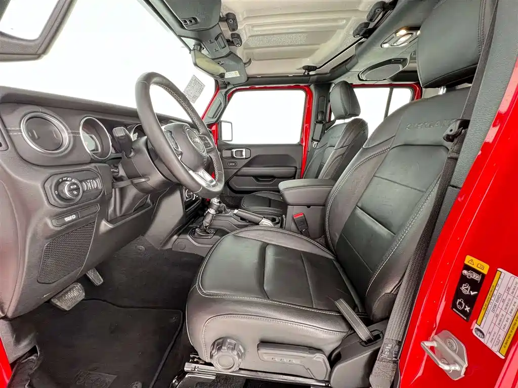 Jeep 2022 Jeep Gladiator 3.6L Launch Edition 2023 - thumbnail 16