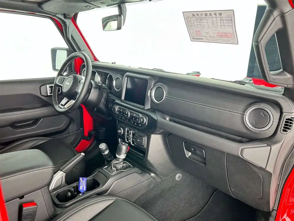 Jeep 2022 Jeep Gladiator 3.6L Launch Edition 2023 - thumbnail 20