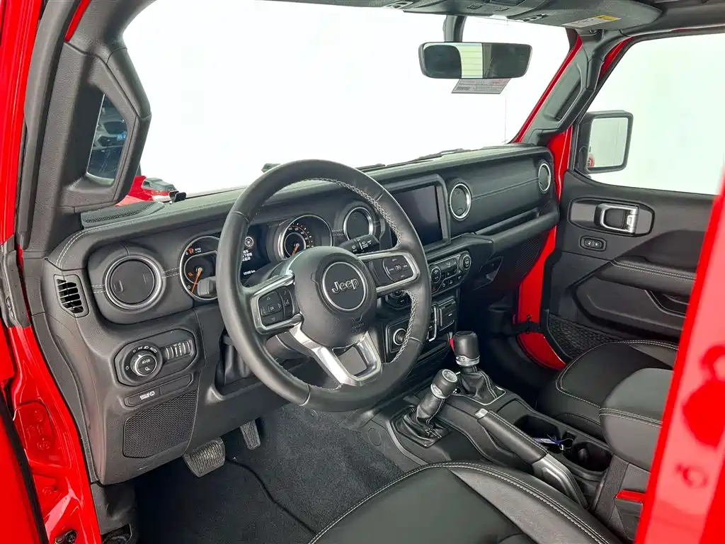 Jeep 2022 Jeep Gladiator 3.6L Launch Edition 2023 - thumbnail 28