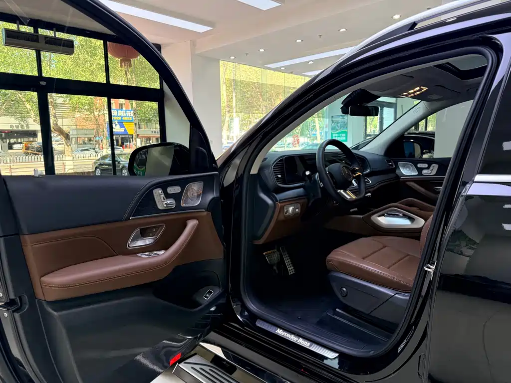 Mercedes-Benz 2025 Mercedes-Benz GLS 450 4MATIC 2025 - thumbnail 7