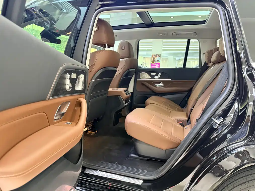 Mercedes-Benz 2025 Mercedes-Benz GLS 450 4MATIC 2025 - thumbnail 8