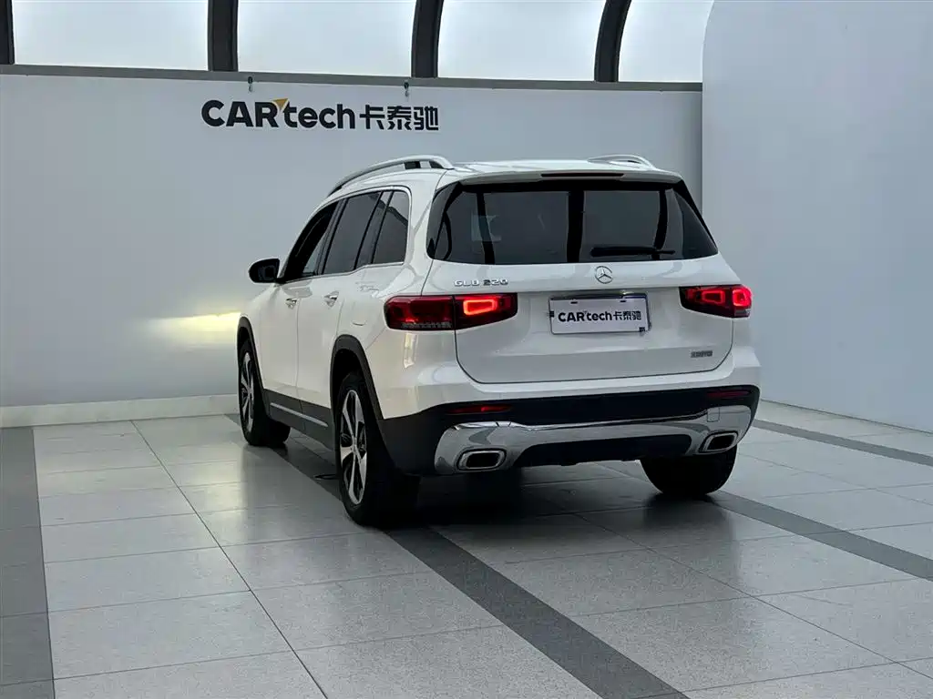 Mercedes-Benz Mercedes-Benz GLB 220 2023 - thumbnail 4