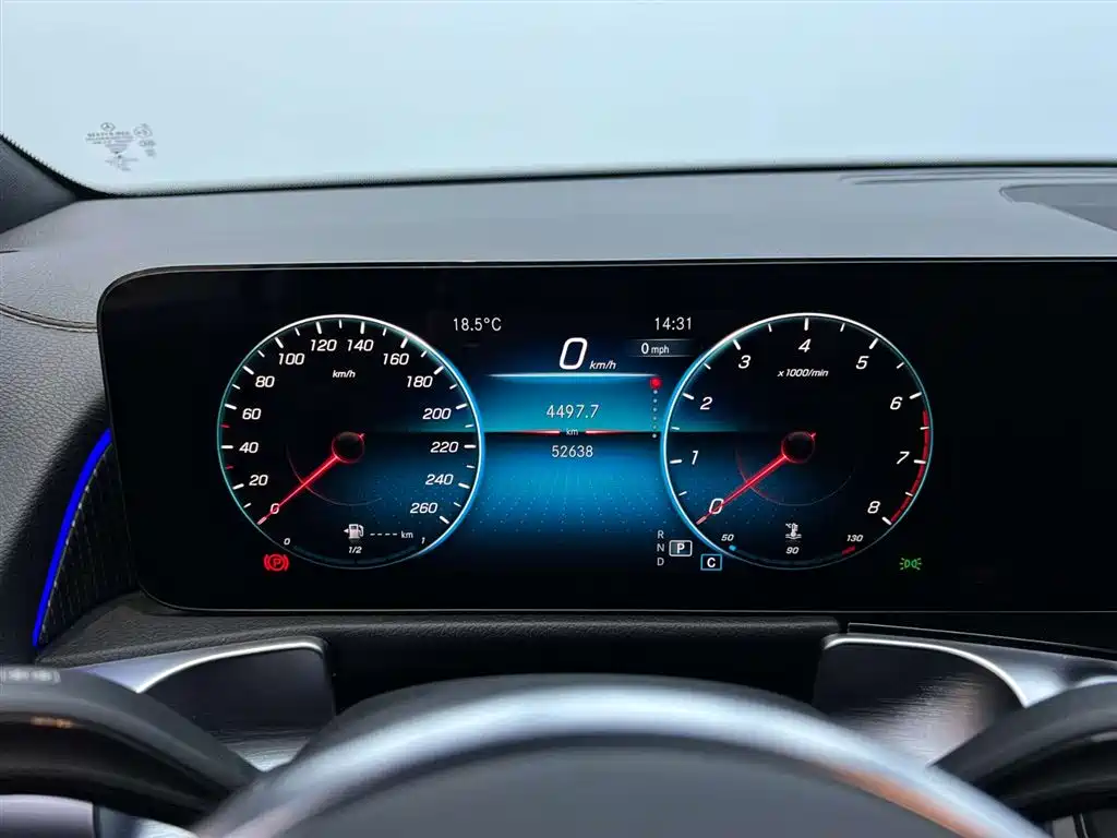 Mercedes-Benz Mercedes-Benz GLB 220 2023 - thumbnail 10