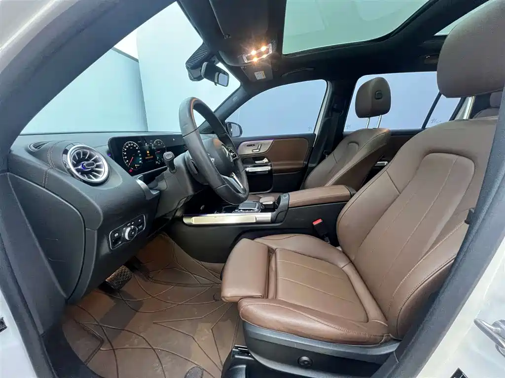 Mercedes-Benz Mercedes-Benz GLB 220 2023 - thumbnail 12