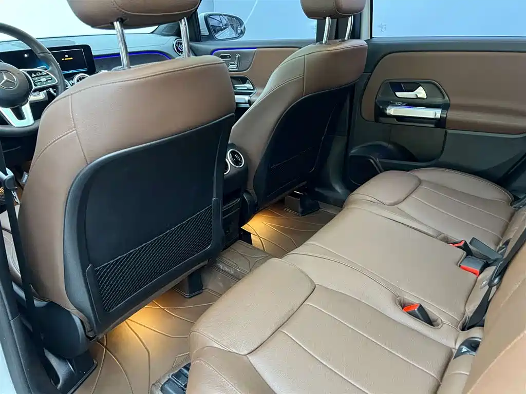 Mercedes-Benz Mercedes-Benz GLB 220 2023 - thumbnail 14