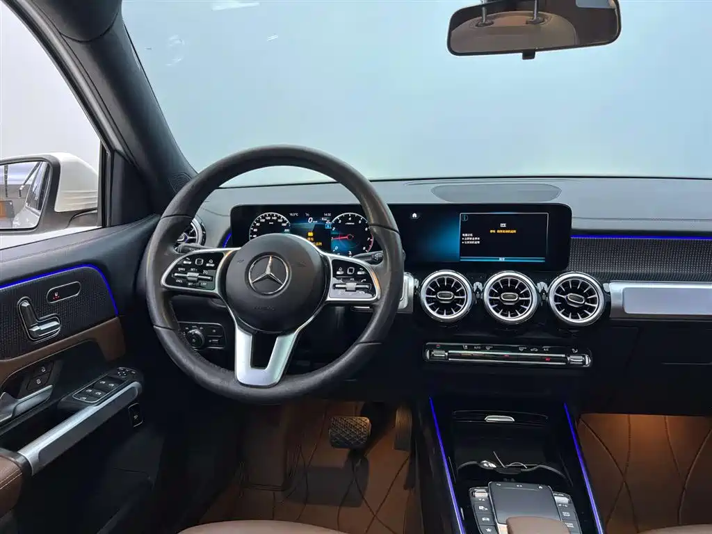 Mercedes-Benz Mercedes-Benz GLB 220 2023 - thumbnail 26