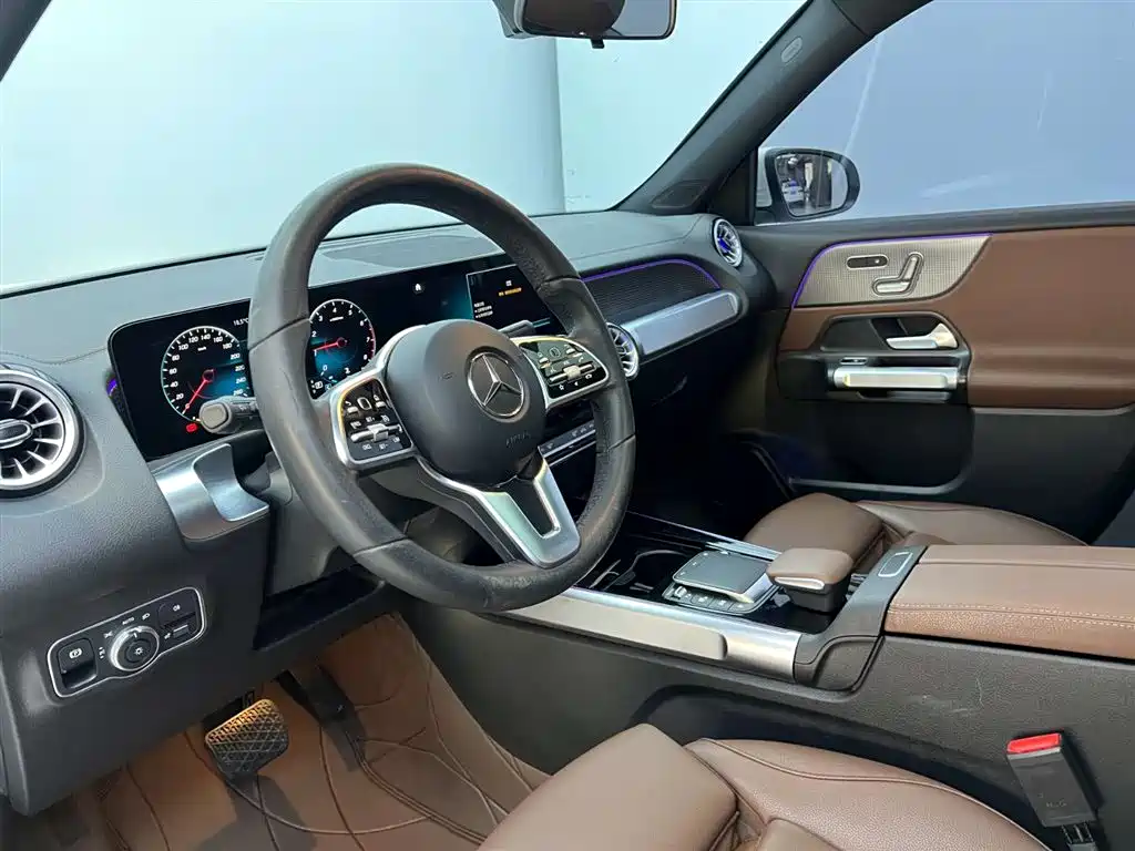 Mercedes-Benz Mercedes-Benz GLB 220 2023 - thumbnail 27