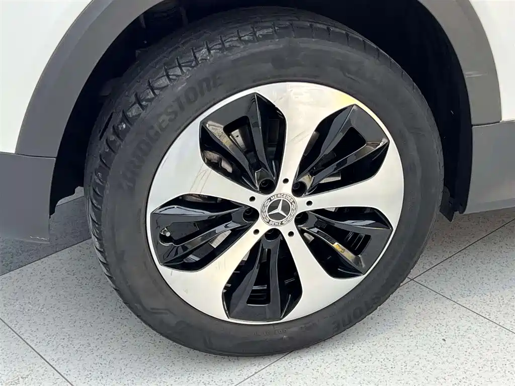 Mercedes-Benz Mercedes-Benz GLB 220 2023 - thumbnail 30