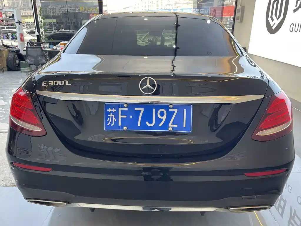 Mercedes-Benz Mercedes-Benz E-Class 2016 E 200 L Sport 2016 - thumbnail 18