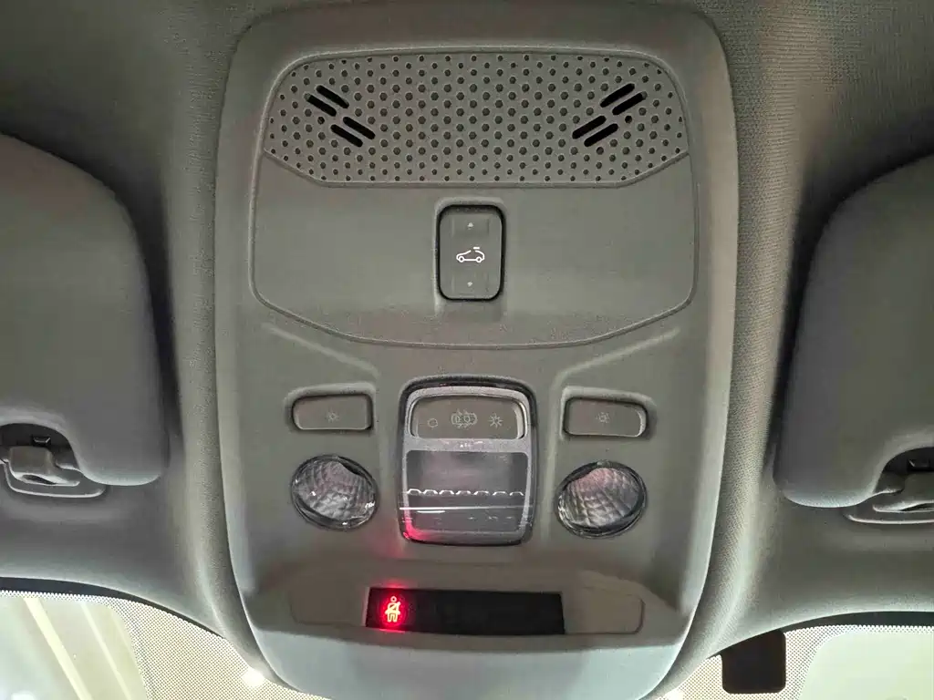 Peugeot Peugeot 2008 2022 230THP THE ONE 2023 - thumbnail 14