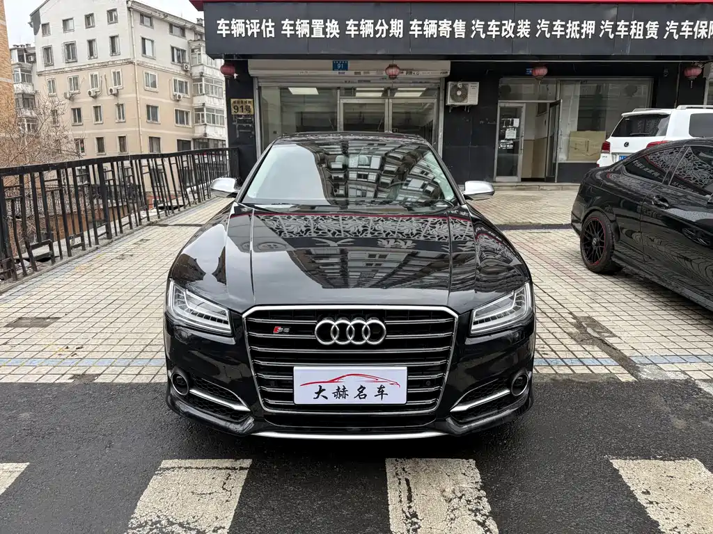Audi Audi S8 2013 S8 4.0 TFSI quattro 2013 - thumbnail 2