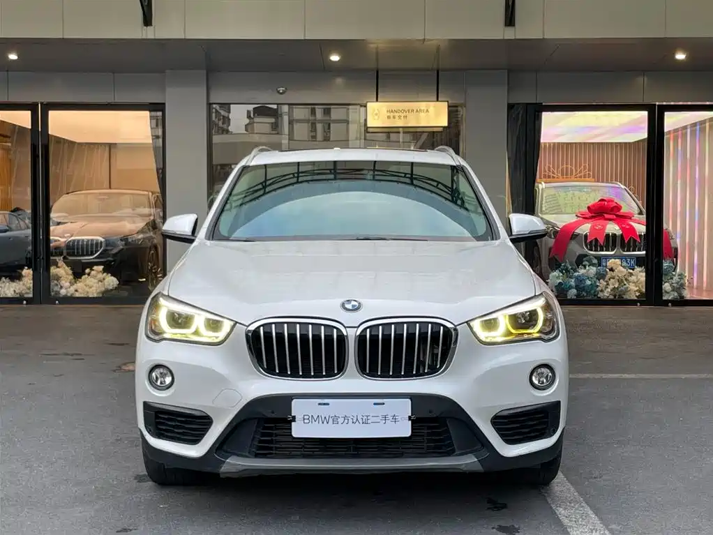 BMW BMW X1 2019 sDrive20Li Leading Edition 2019 - thumbnail 2