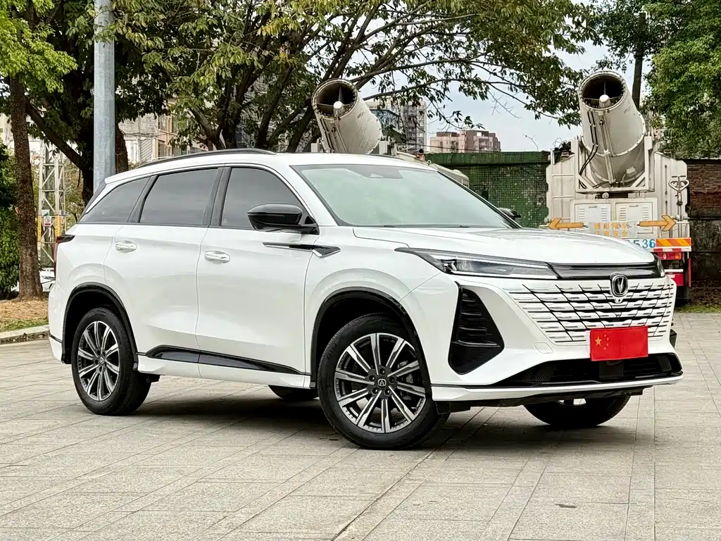Changan Changan CS75 Plus 2024 3rd Gen Champion Edition 1.5T Smart Driving Jinghang 2024 - thumbnail 3