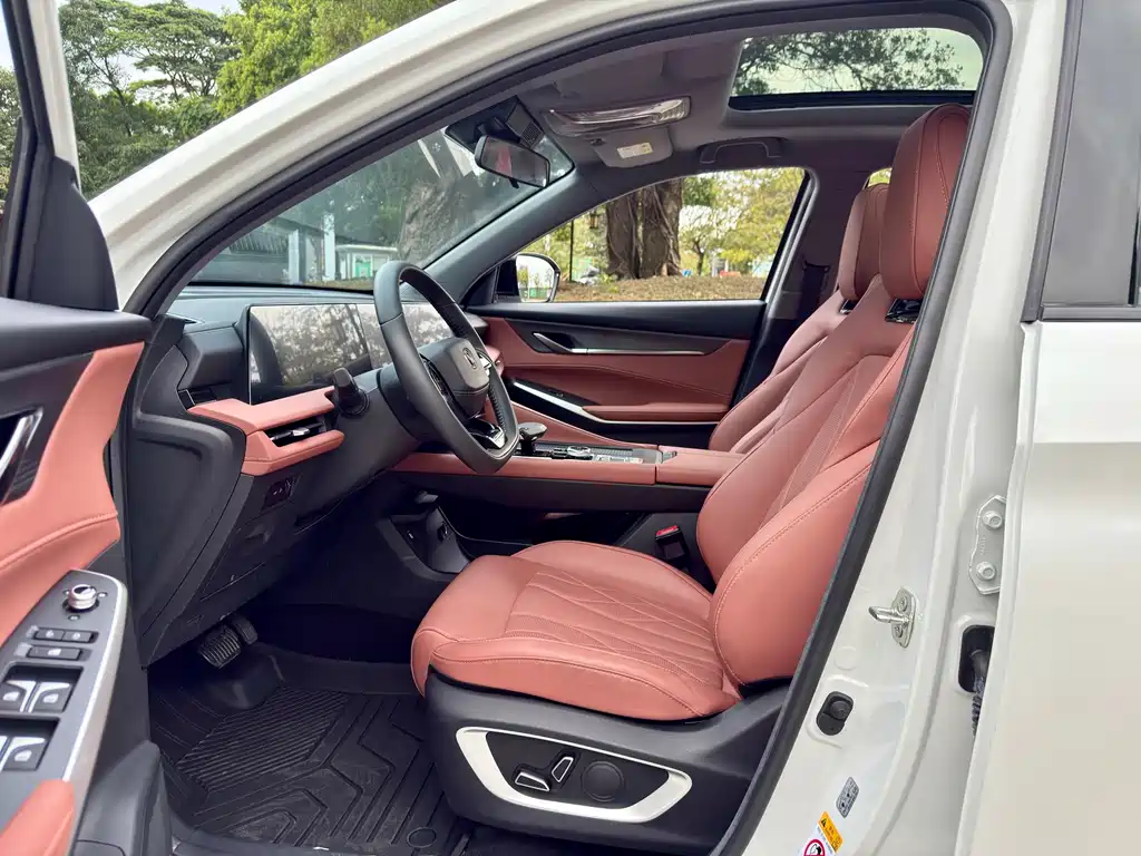 Changan Changan CS75 Plus 2024 3rd Gen Champion Edition 1.5T Smart Driving Jinghang 2024 - thumbnail 9