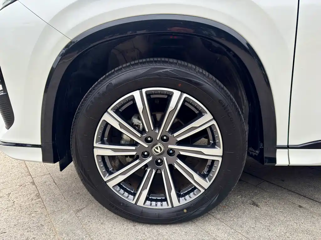 Changan Changan CS75 Plus 2024 3rd Gen Champion Edition 1.5T Smart Driving Jinghang 2024 - thumbnail 24