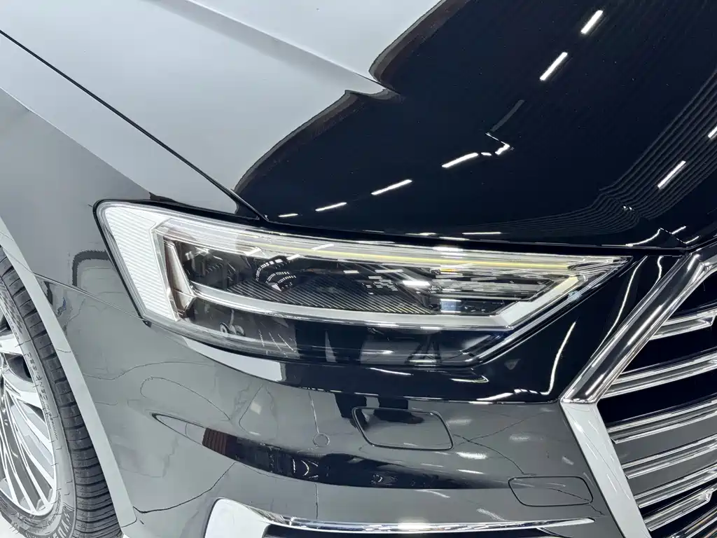 Audi Audi A8 2021 A8L 50 TFSI quattro Comfort Edition 2021 - thumbnail 4