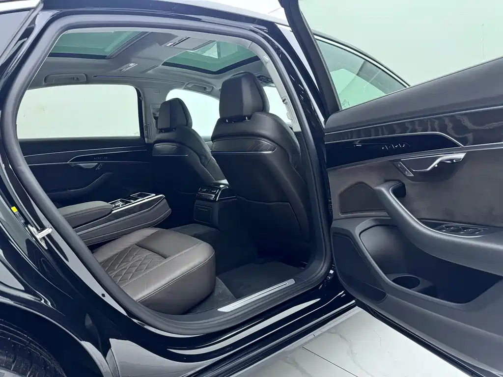 Audi Audi A8 2021 A8L 50 TFSI quattro Comfort Edition 2021 - thumbnail 8