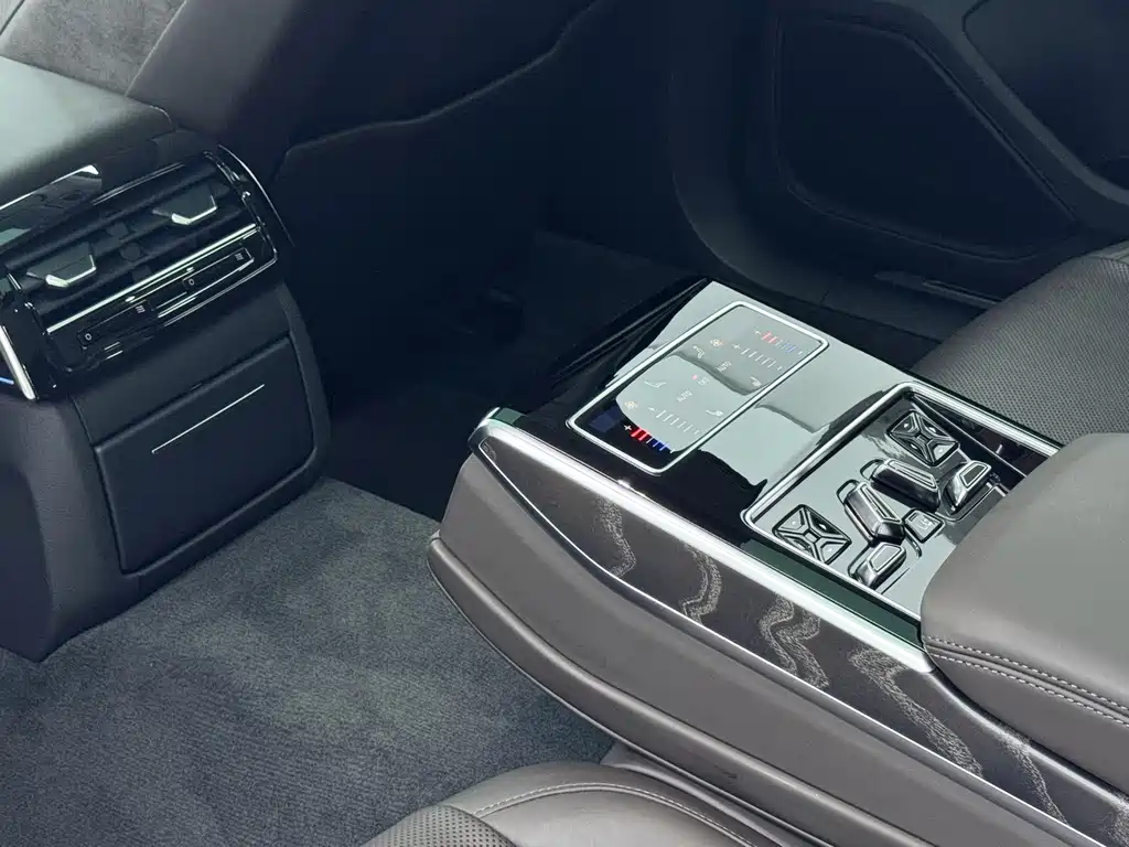 Audi Audi A8 2021 A8L 50 TFSI quattro Comfort Edition 2021 - thumbnail 14