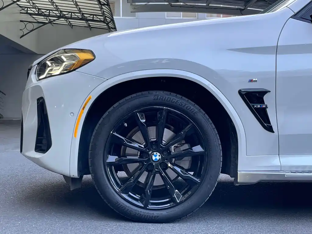 BMW BMW X3 2023 xDrive30i Leading Edition M Night Shadow Package 2023 - thumbnail 4
