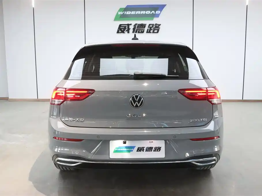 Volkswagen Golf 2023 280TSI DSG Pro 2023 - thumbnail 5