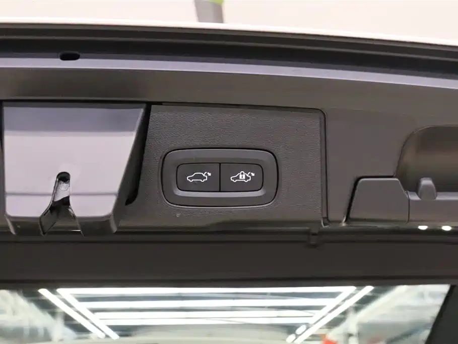 Volvo Volvo XC60 2023 B5 AWD Inscription 2023 - thumbnail 16