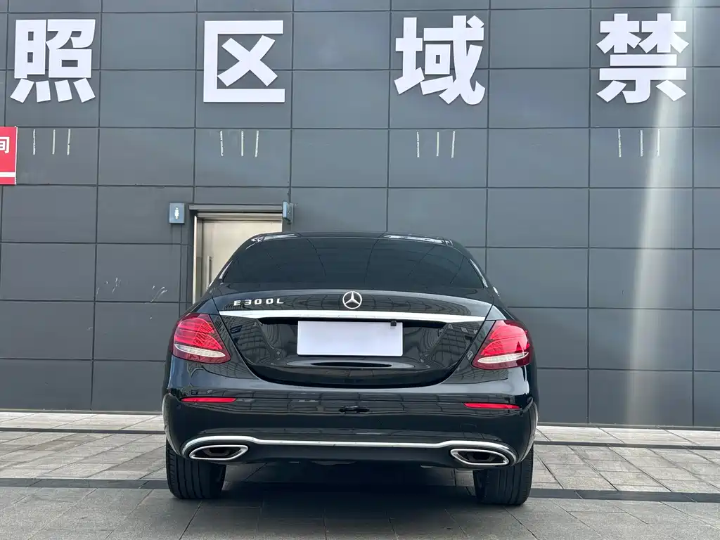 Mercedes-Benz Mercedes-Benz E-Class 2020 E 300 L Fashion Edition 2019 - thumbnail 8