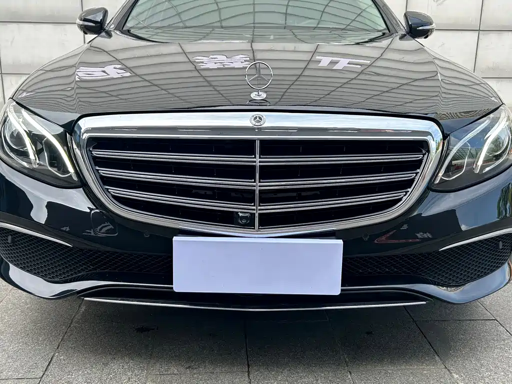 Mercedes-Benz Mercedes-Benz E-Class 2020 E 300 L Fashion Edition 2019 - thumbnail 13