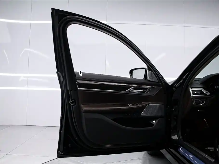 BMW BMW 7 Series 2019 730Li Luxury Package 2021 - thumbnail 11