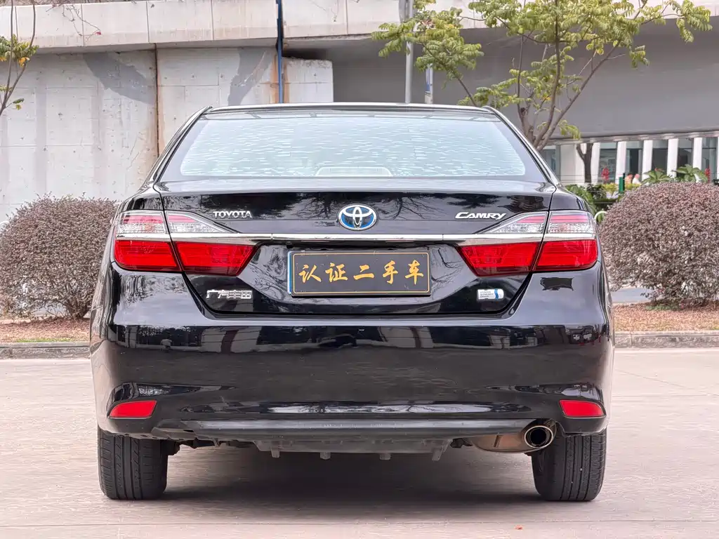 Toyota Camry 2016 2.5G 10th Anniversary Luxury Navigation Edition 2016 - thumbnail 5