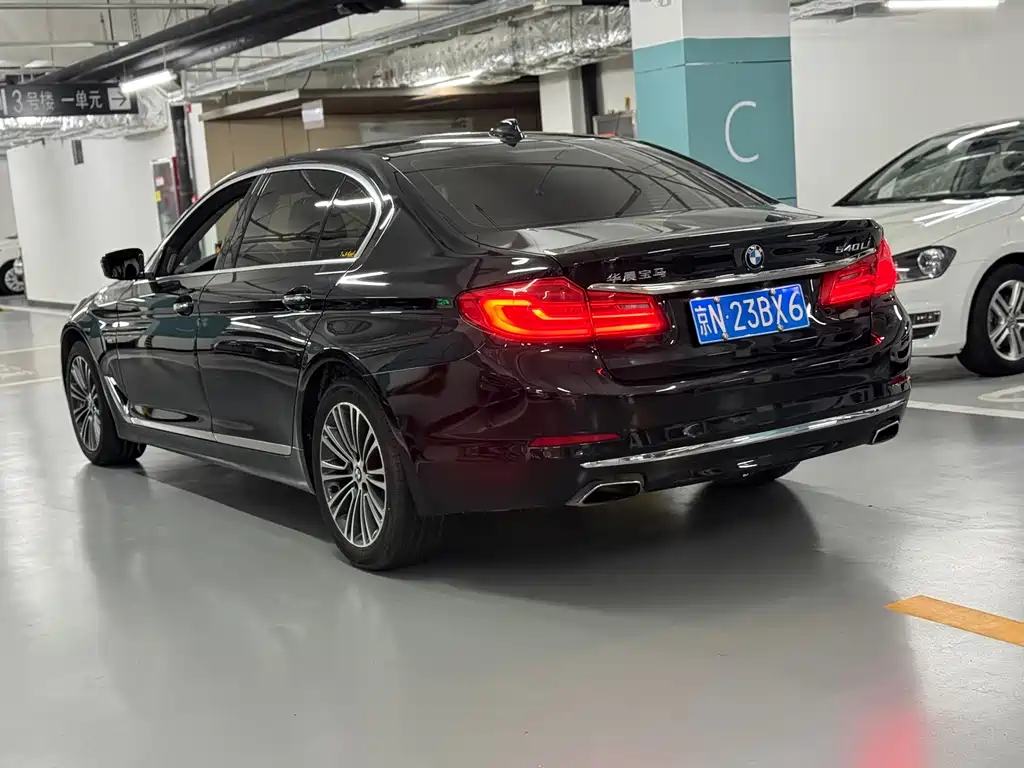 BMW BMW 5 Series 2018 530Li Exclusive Edition Luxury Package 2017 - thumbnail 6