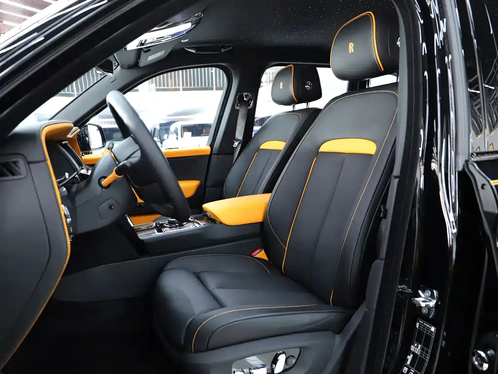 Rolls-Royce Cullinan 2020 Black Badge 2023 - thumbnail 6
