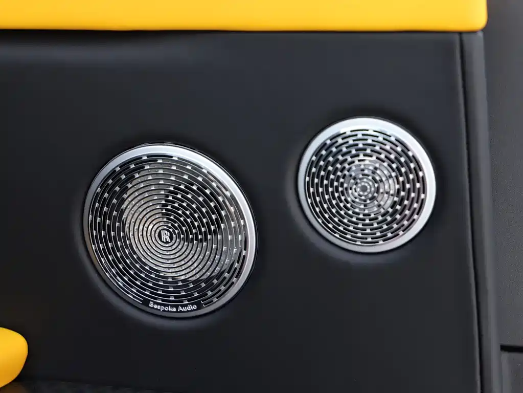 Rolls-Royce Cullinan 2020 Black Badge 2023 - thumbnail 16