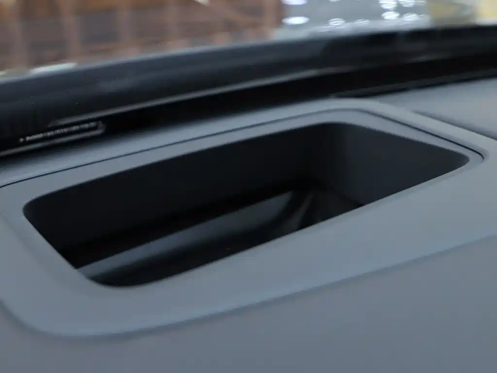 Rolls-Royce Cullinan 2020 Black Badge 2023 - thumbnail 23
