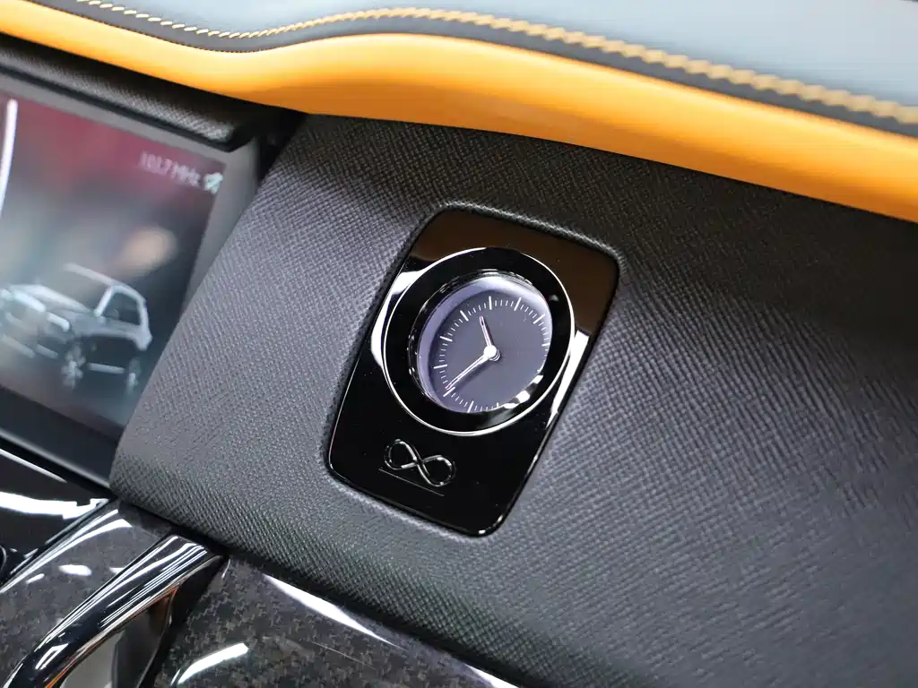 Rolls-Royce Cullinan 2020 Black Badge 2023 - thumbnail 25