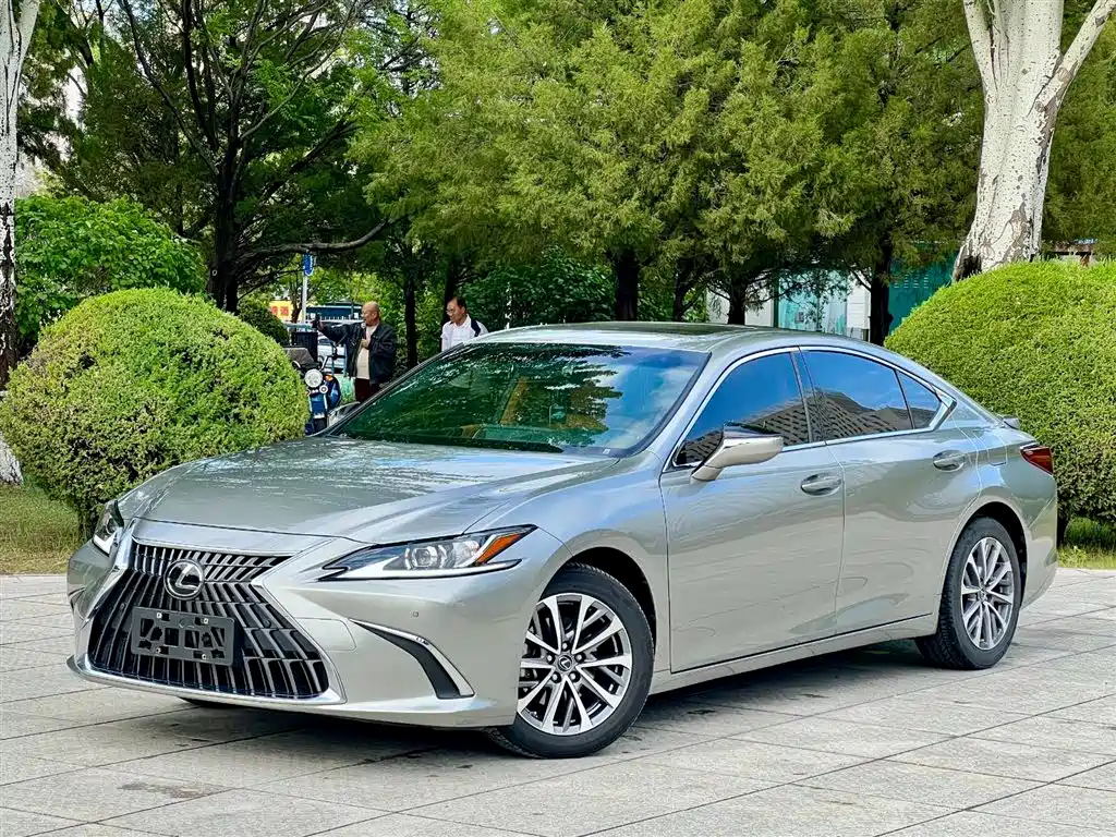 Lexus Lexus ES 2022 300h Excellence Edition 2023 - thumbnail 8
