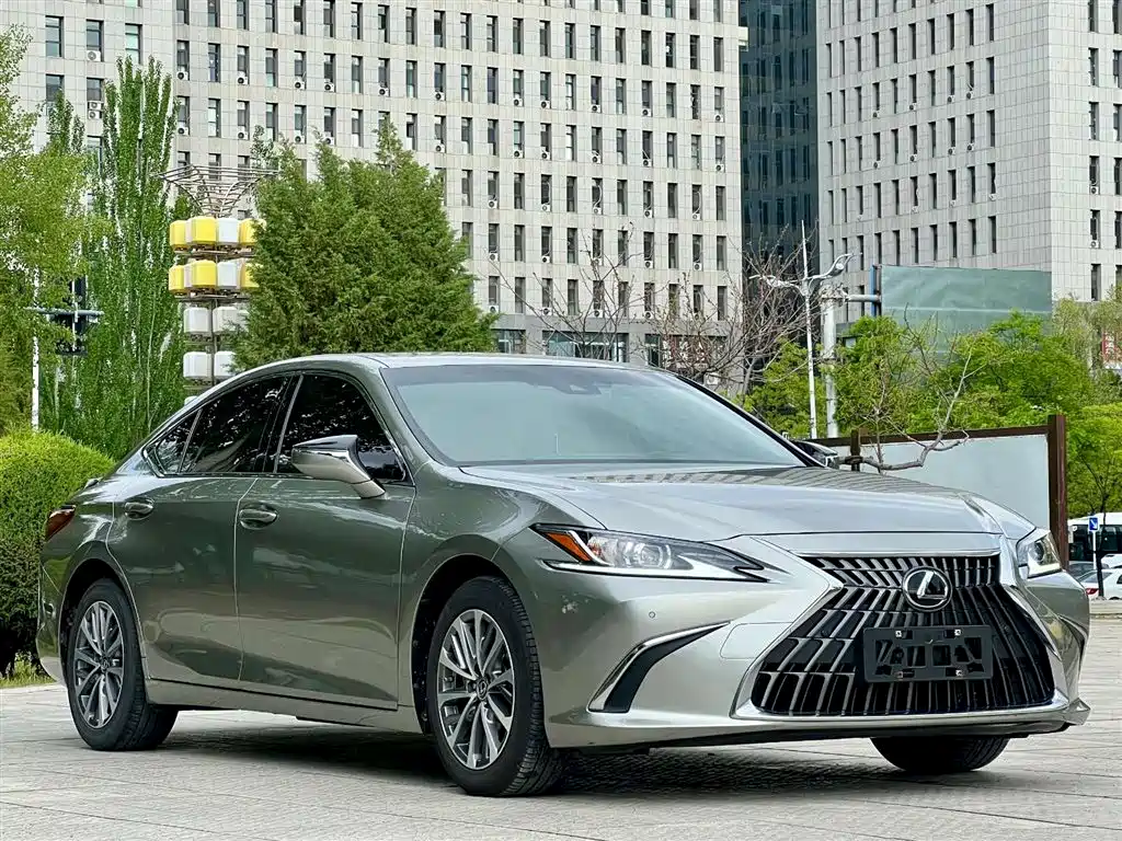 Lexus Lexus ES 2022 300h Excellence Edition 2023 - thumbnail 9