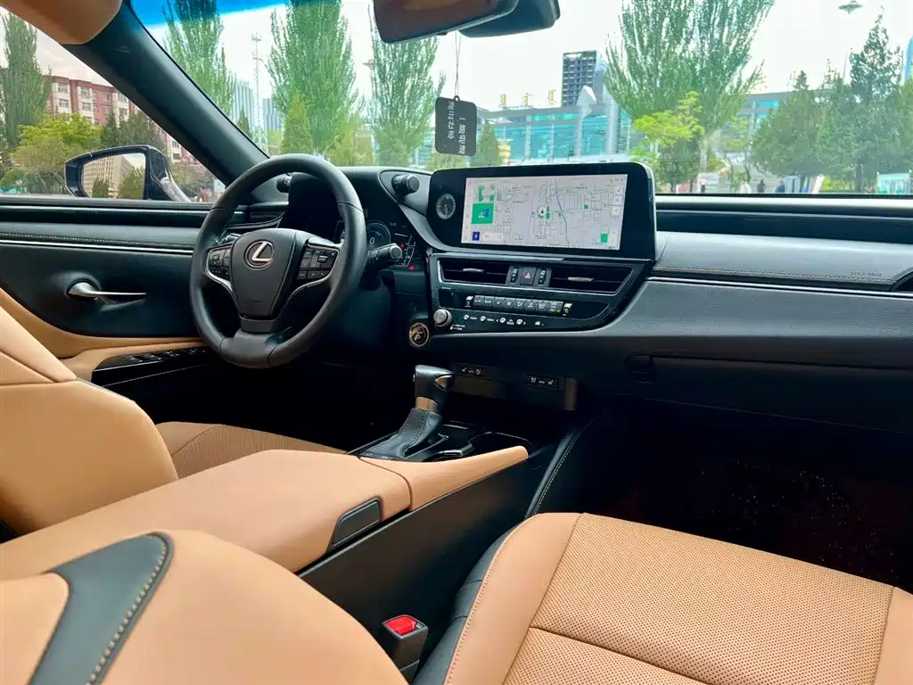 Lexus Lexus ES 2022 300h Excellence Edition 2023 - thumbnail 17