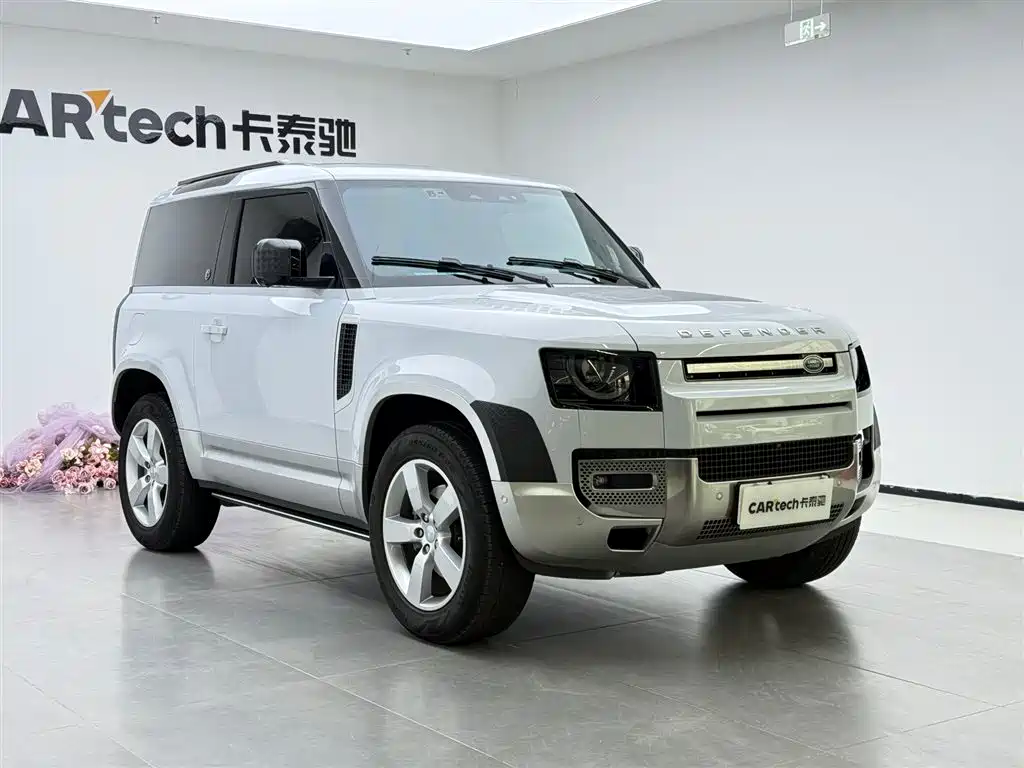 Land Rover Land Rover Defender 2022 90 2.0T P300 2023 - thumbnail 2