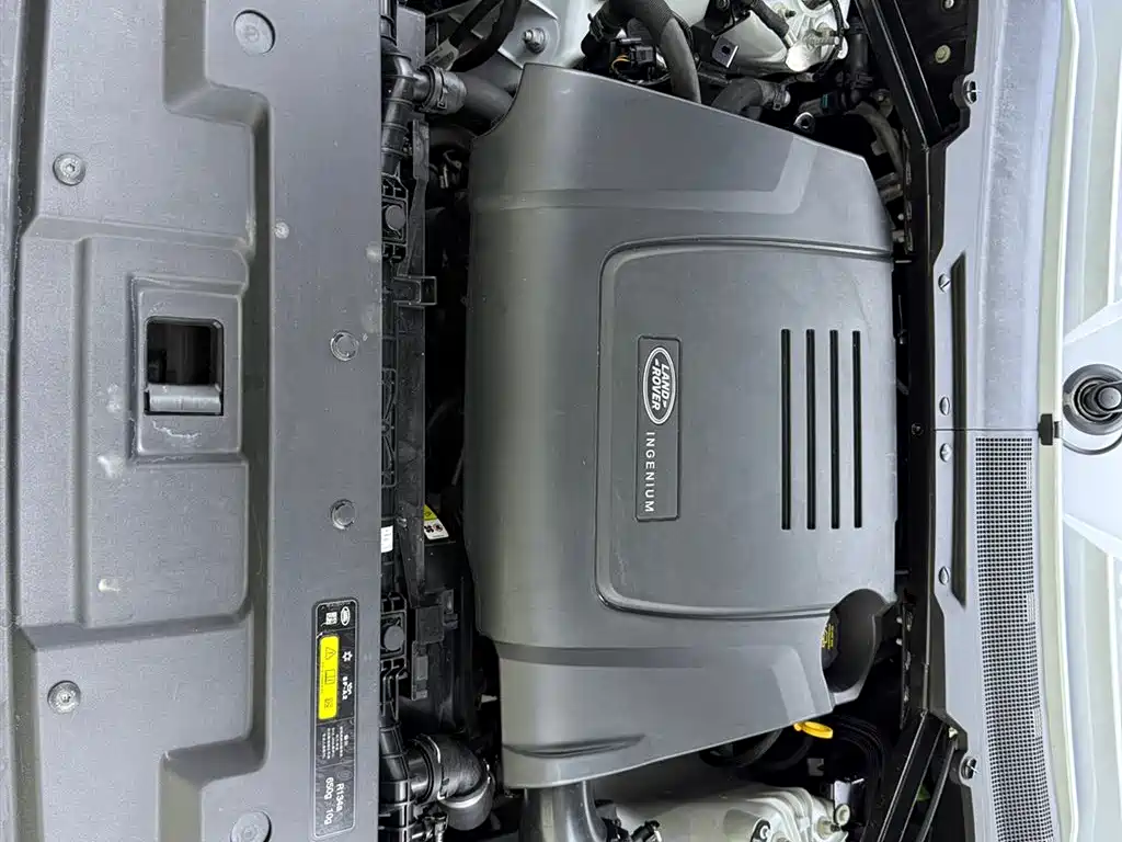 Land Rover Land Rover Defender 2022 90 2.0T P300 2023 - thumbnail 12