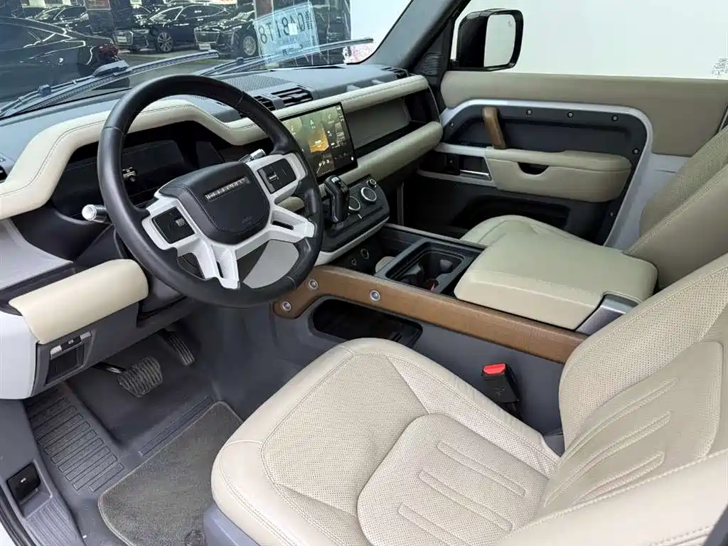 Land Rover Land Rover Defender 2022 90 2.0T P300 2023 - thumbnail 18