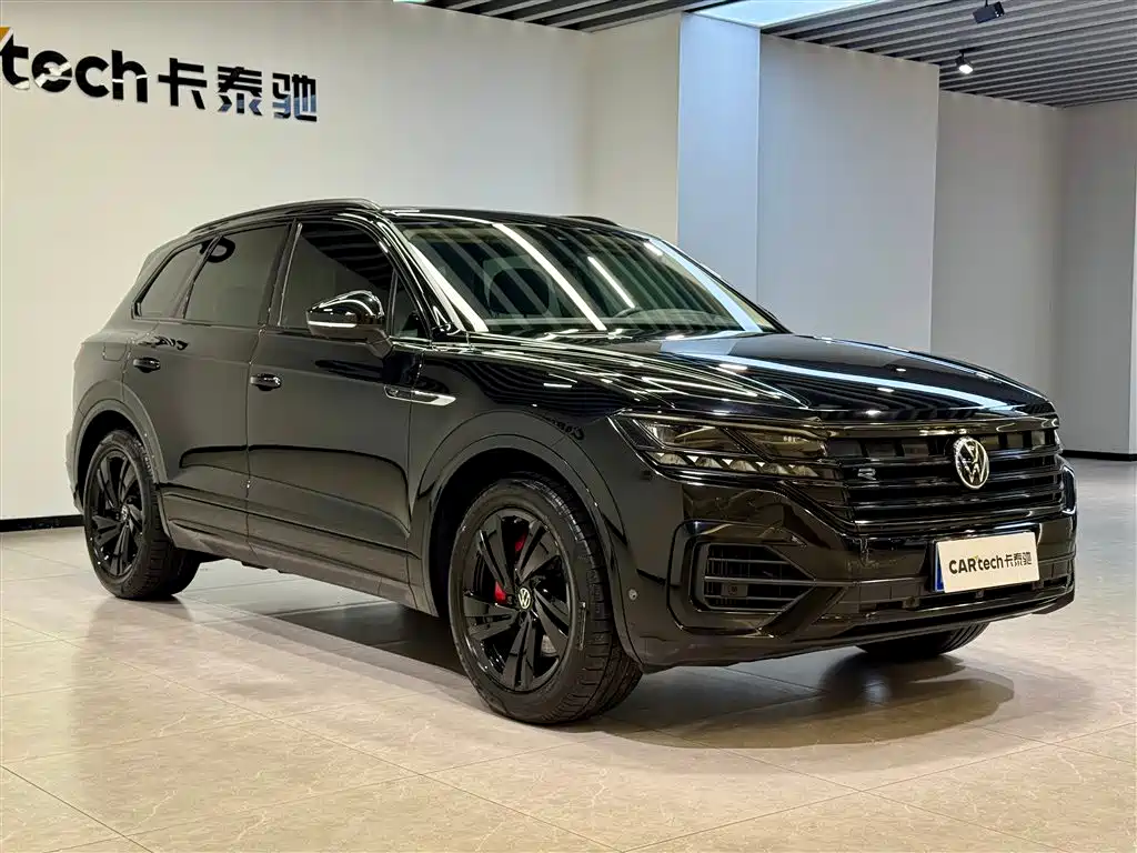 Volkswagen Volkswagen Touareg 2023 3.0TSI R-Line Black Edition 2024 - thumbnail 2