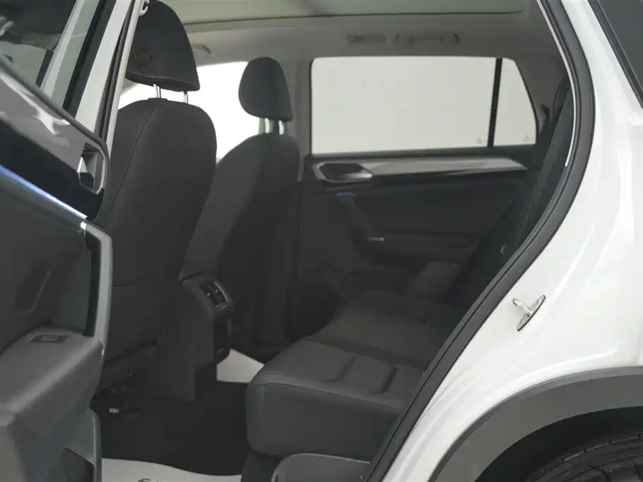 Volkswagen Tayron 2022 330TSI FWD Luxury Smart Connect Plus 2022 - thumbnail 22
