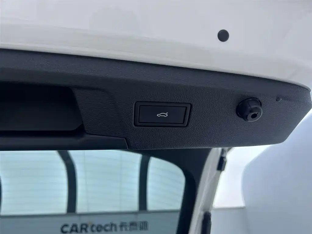 Volkswagen Volkswagen Tiguan X 2022 330TSI 2WD Flagship Edition 2023 - thumbnail 24
