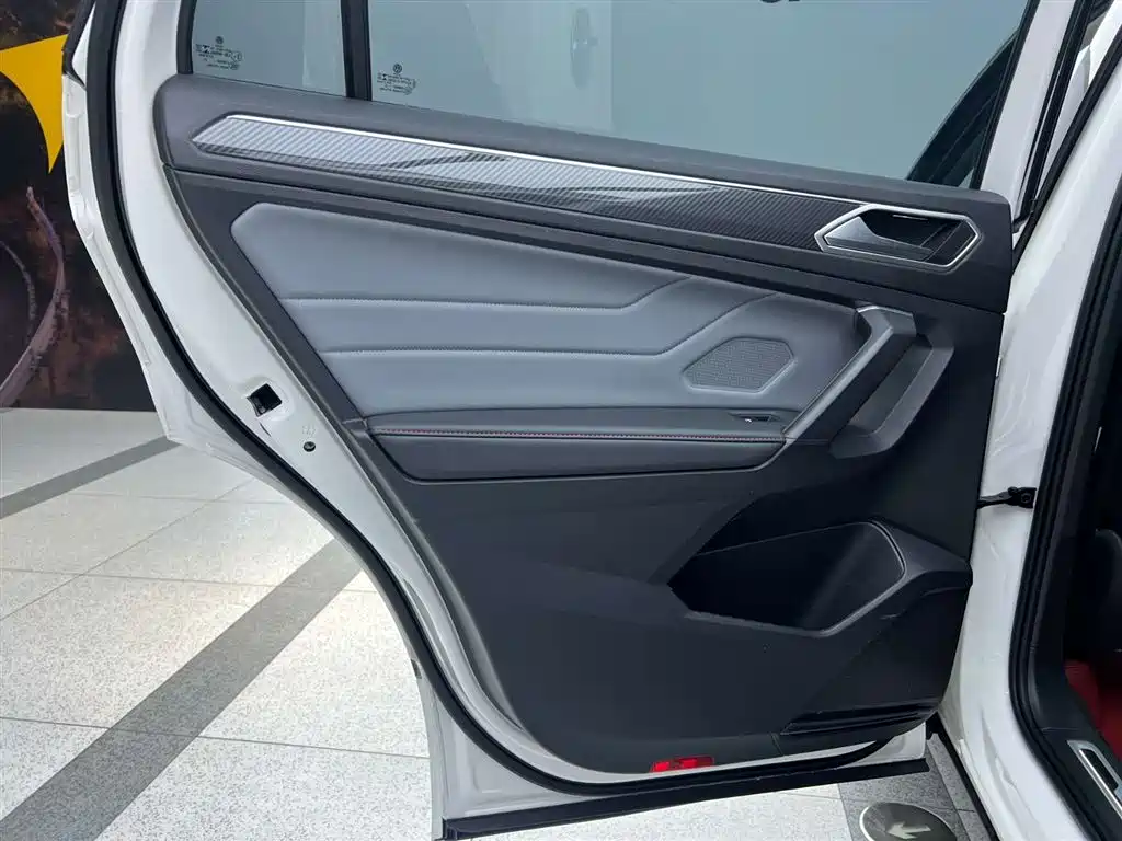 Volkswagen Volkswagen Tiguan X 2022 330TSI 2WD Flagship Edition 2023 - thumbnail 27