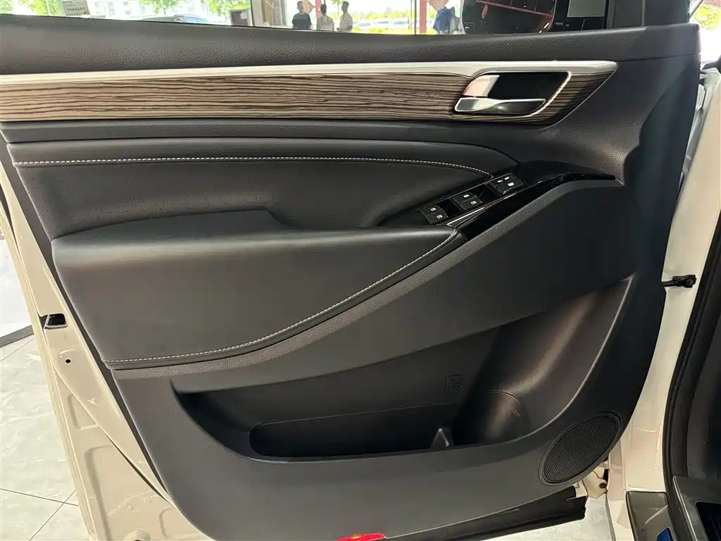 GAC Trumpchi GAC Trumpchi M8 2021 Lingxiu Series 390T Prestige Edition 2022 - thumbnail 16