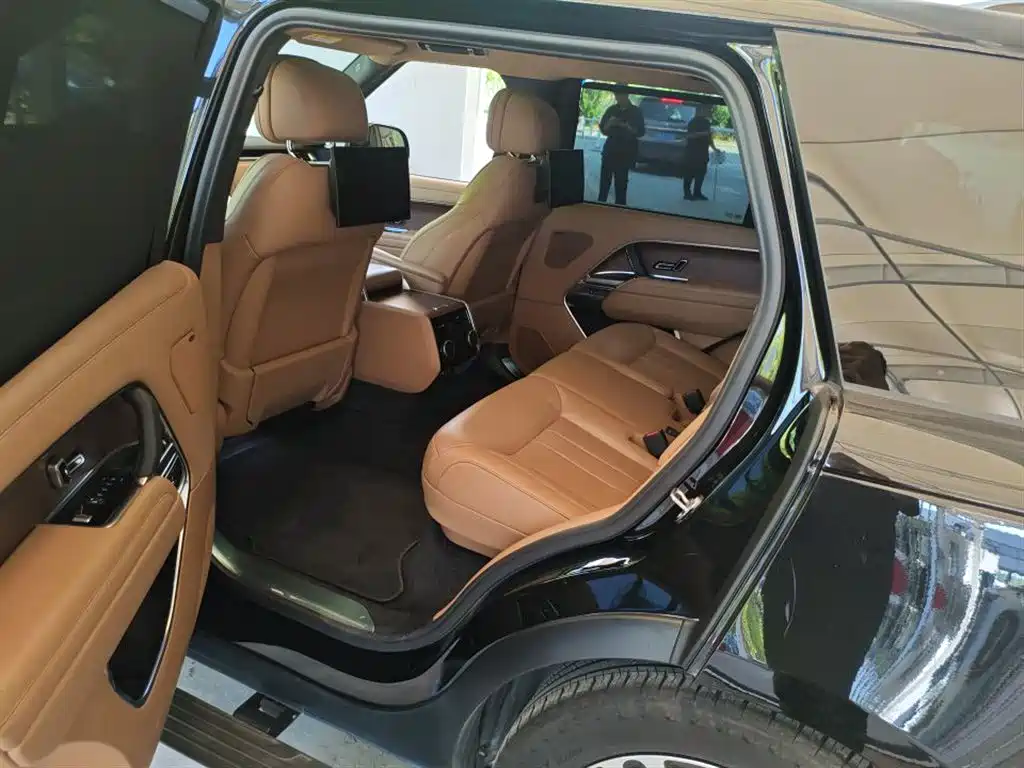 Land Rover Land Rover Range Rover 2024 3.0 L6 360PS Vogue Edition 2024 - thumbnail 7