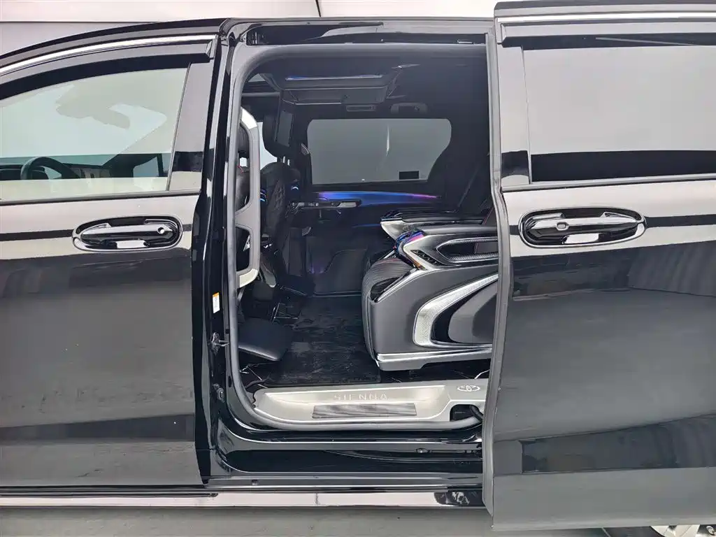 Toyota Toyota Sienna 2023 2.5L Hybrid Comfort Edition 2023 - thumbnail 20
