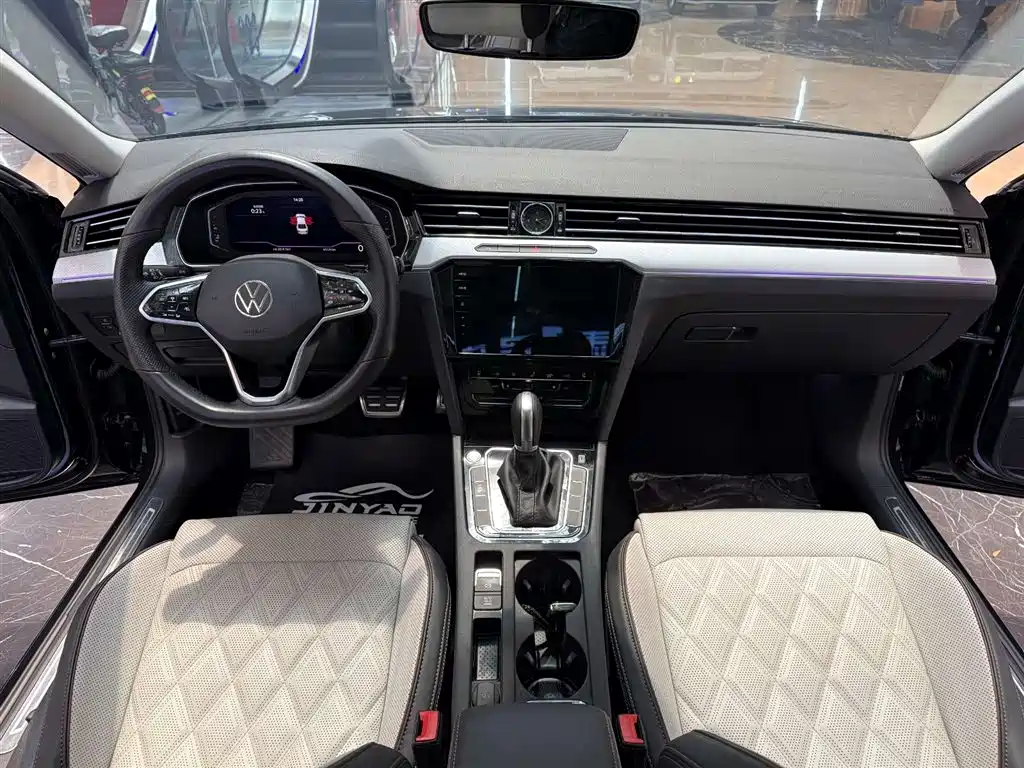 Volkswagen Magotan 2023 2 Million Units Commemorative Edition 330TSI DSG Luxury 2023 - thumbnail 6