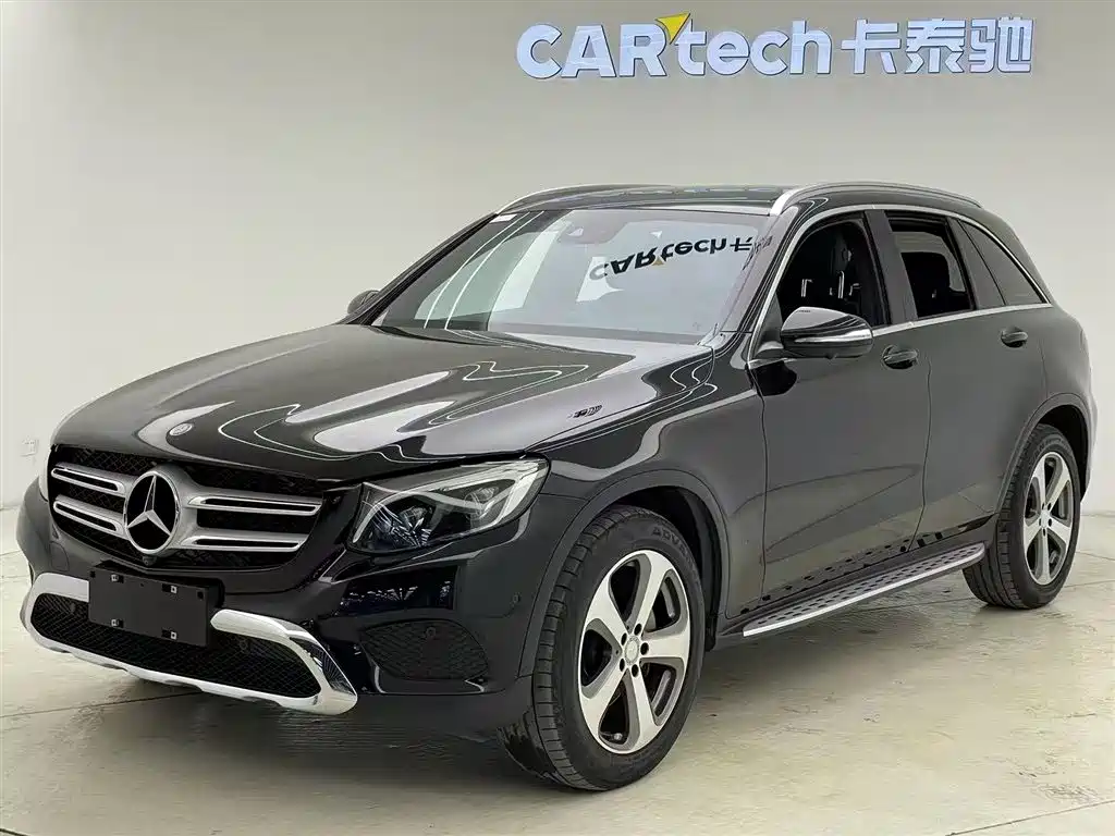 Mercedes-Benz Mercedes-Benz GLC 2018 Updated GLC 260 4MATIC Luxury Edition 2018 - thumbnail 2